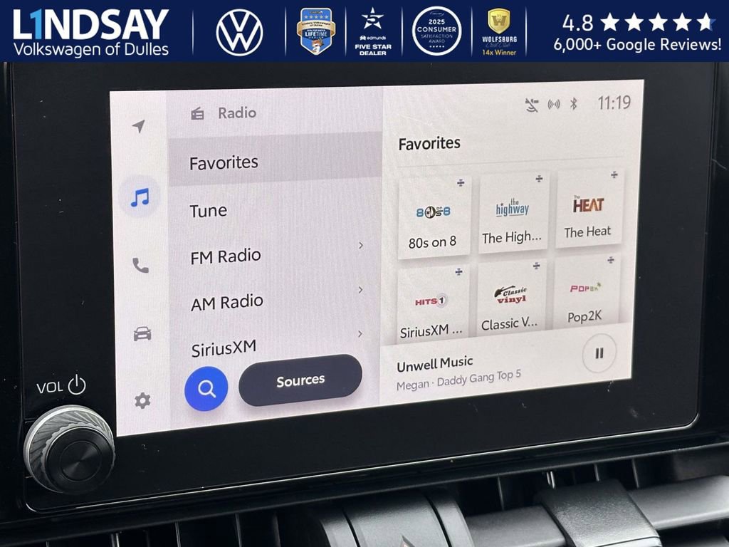 Used 2023 Toyota RAV4 XLE image 15