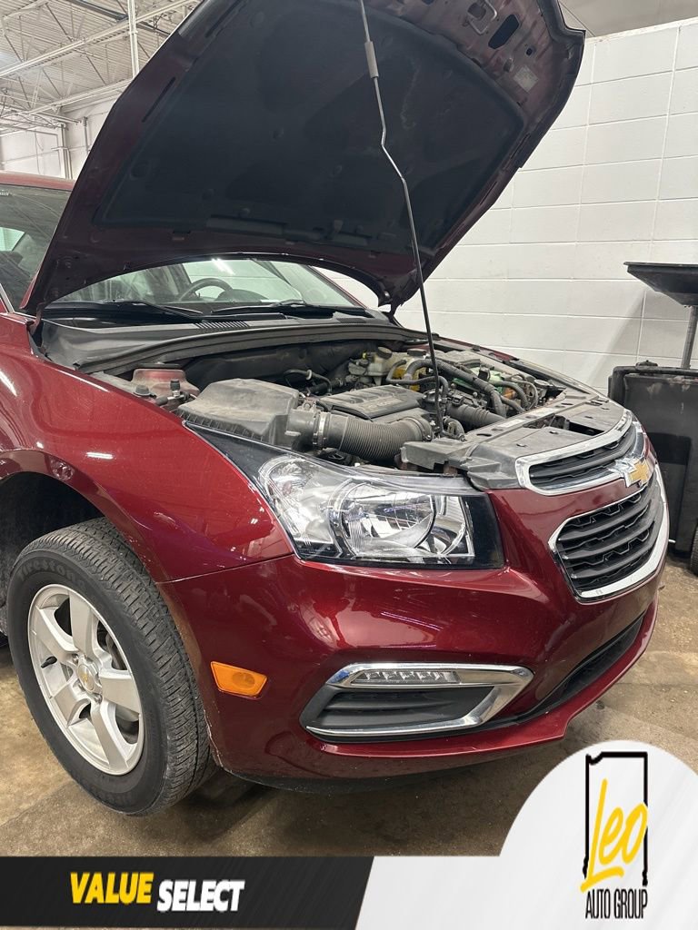 Used 2015 Chevrolet Cruze LT image 1