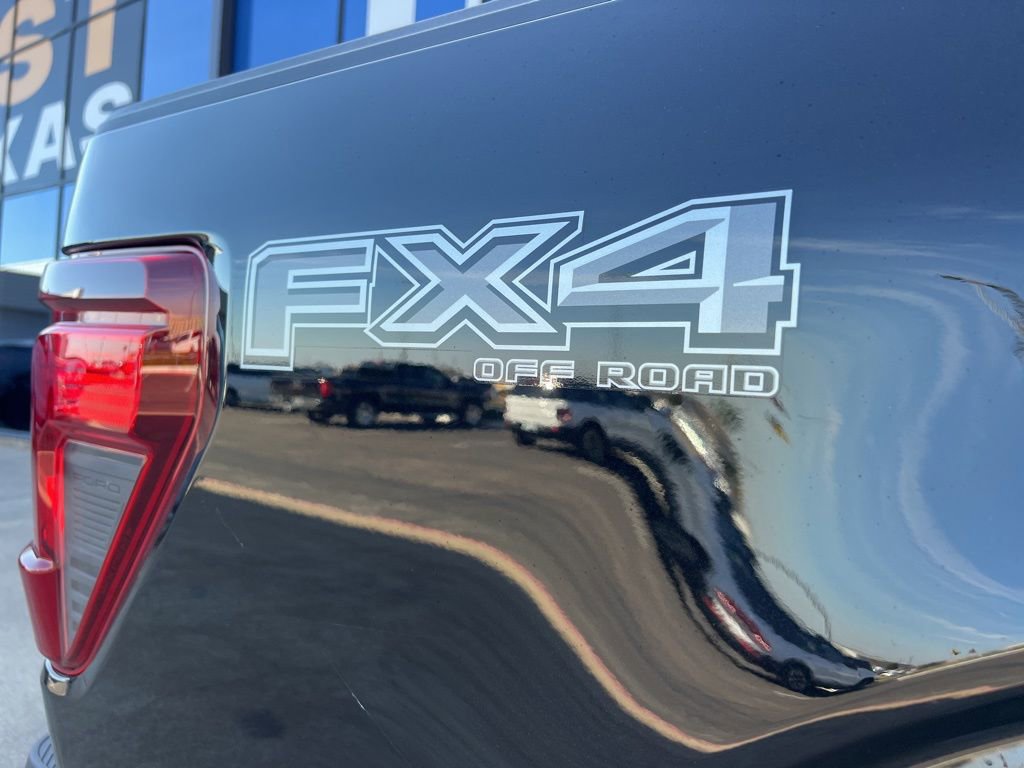 New 2026 Ford F150 XLT w/ Equipment Group 302A MID AWD/4WD image 8