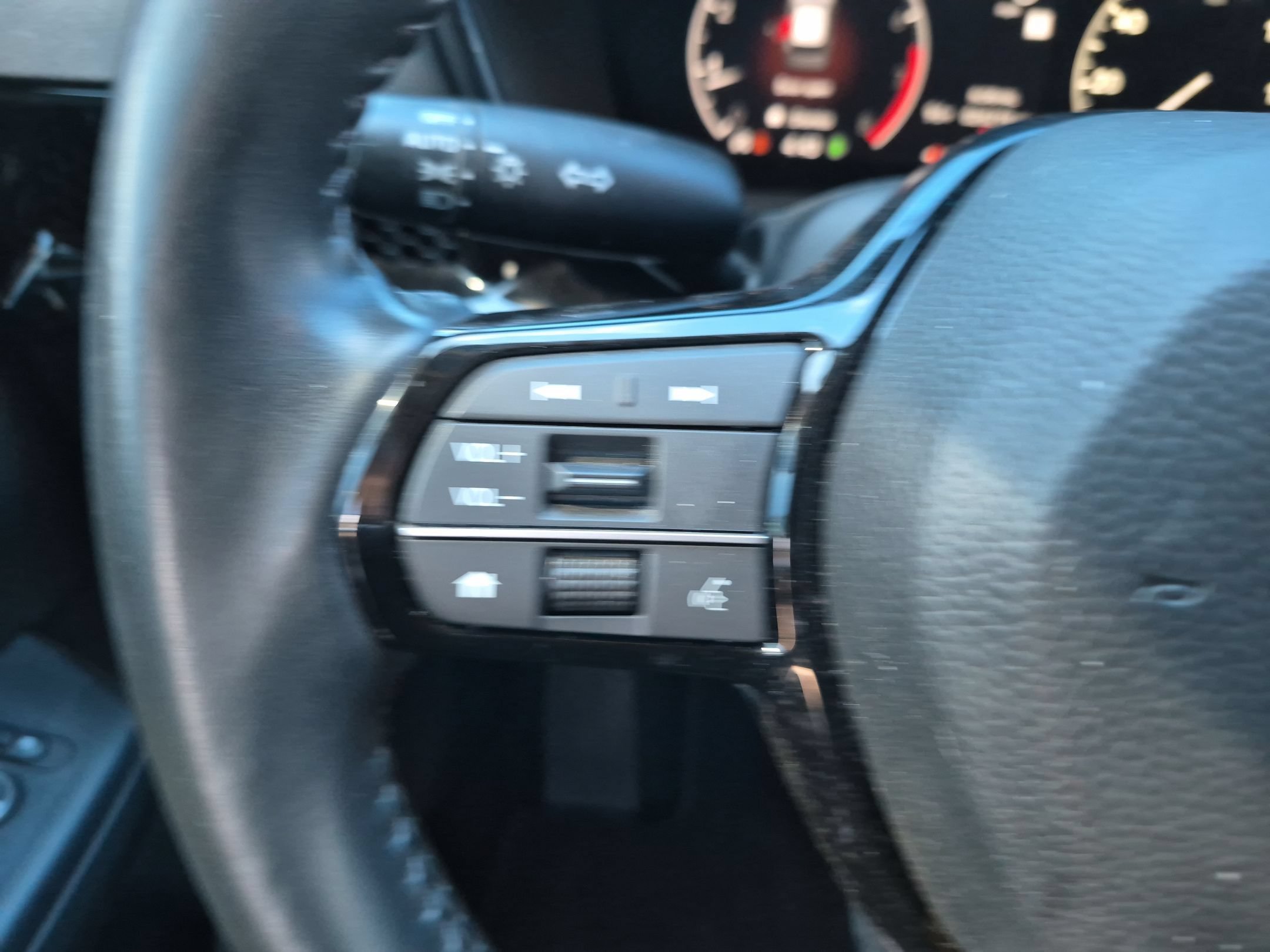 Used 2024 Honda CR-V EX-L image 21