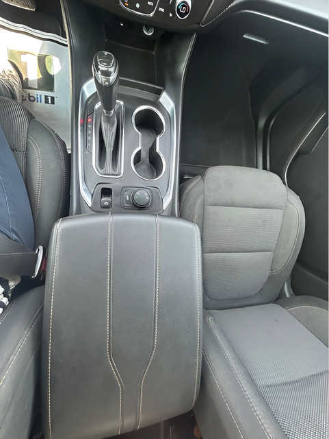 Used 2019 Chevrolet Traverse LT w/ LPO, 'HIT The Road' Package AWD/4WD image 24