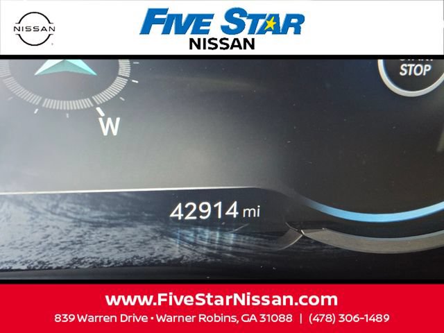 Used 2022 Genesis GV70 2.5T w/ Select Package AWD/4WD image 30