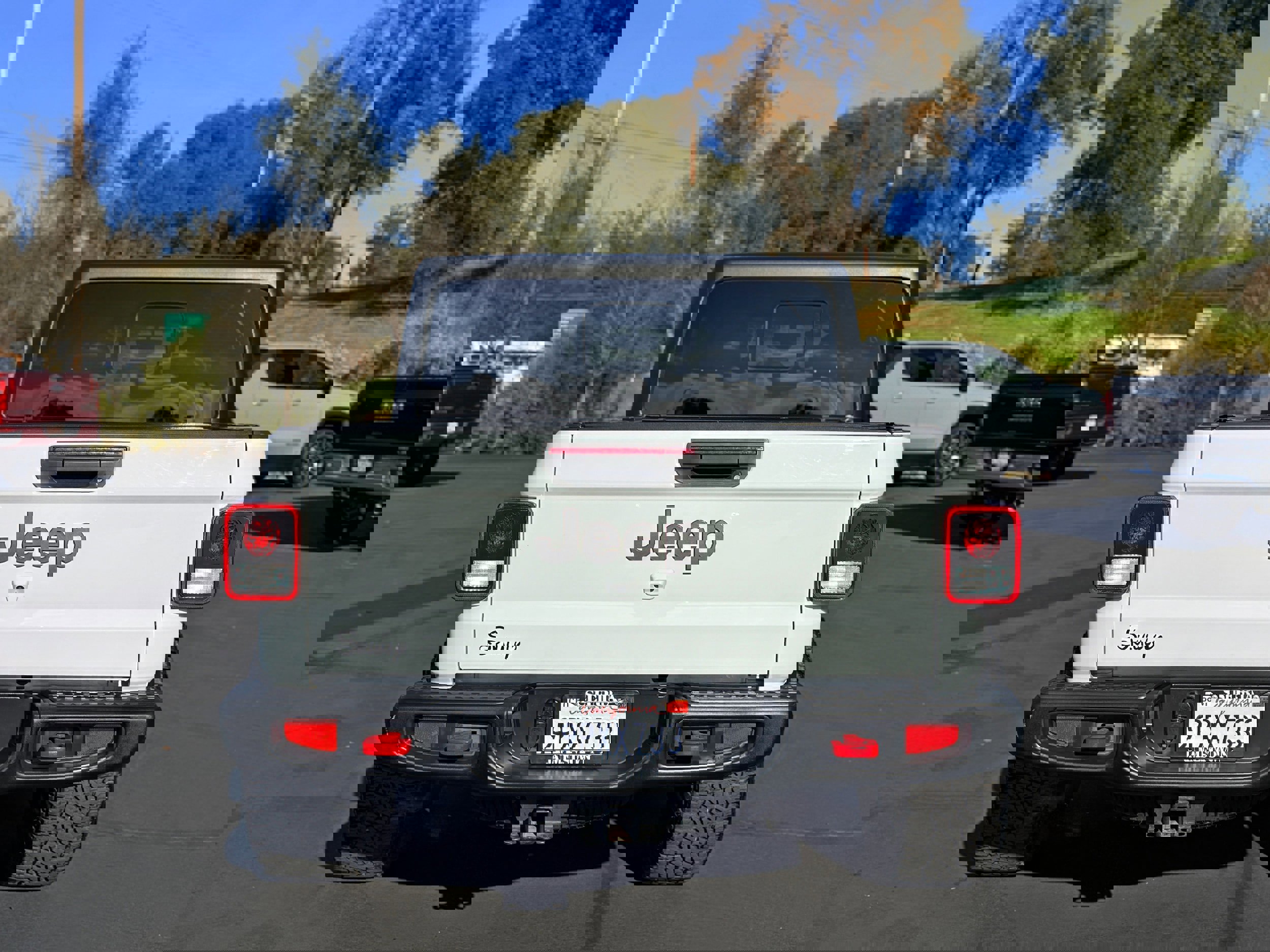 Used 2022 Jeep Gladiator Rubicon w/ Cold Weather Group image 7