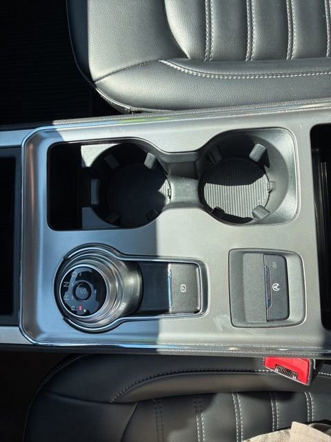 Used 2022 Ford Edge SEL w/ Convenience Package image 27