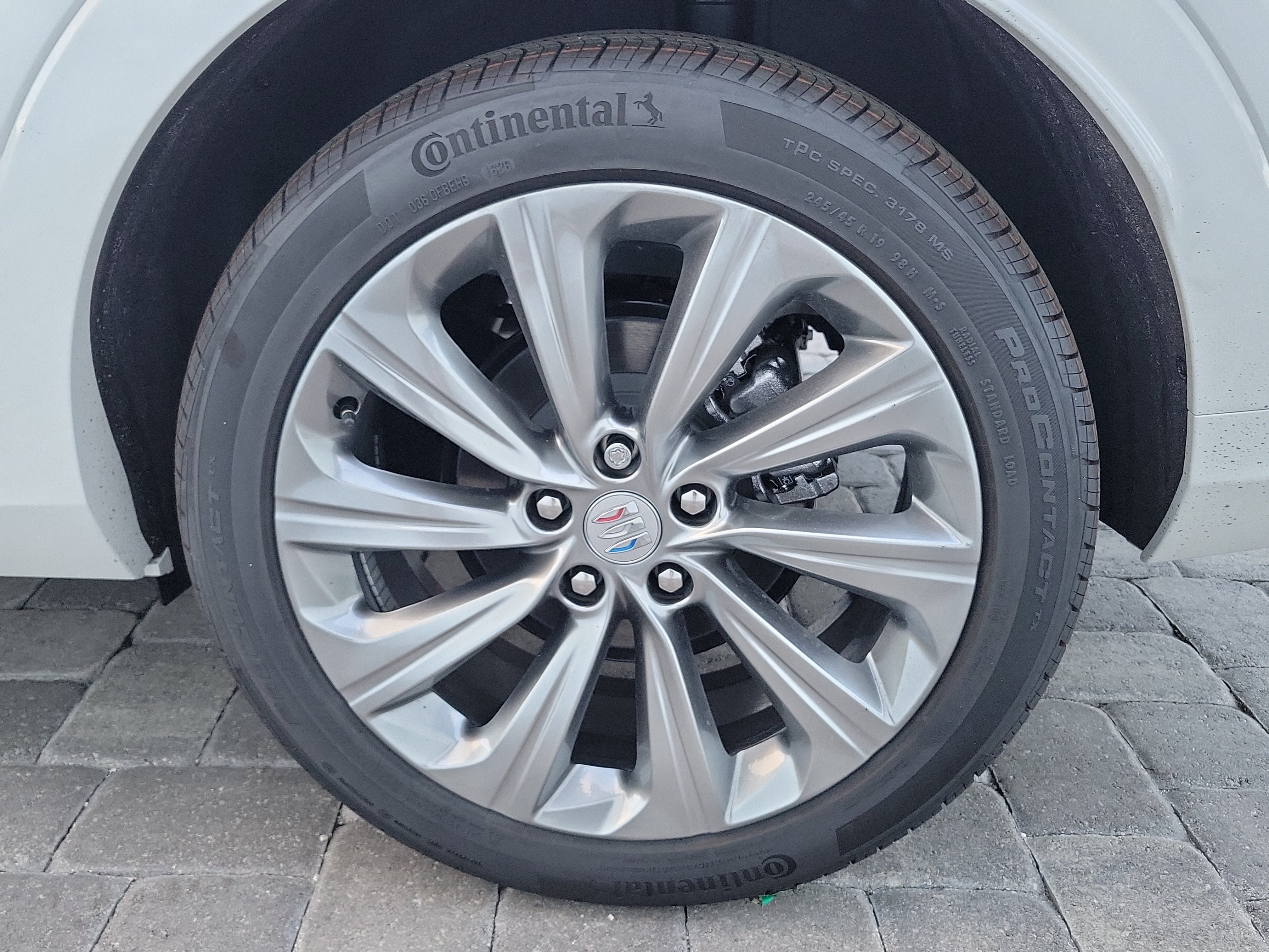 New 2026 Buick Envista Sport Touring FWD image 10
