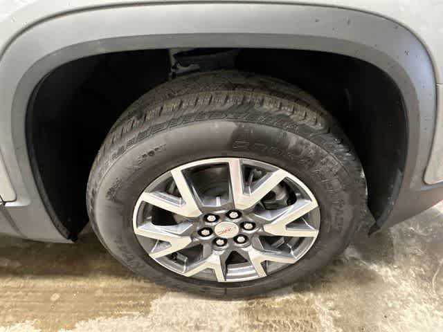 Used 2023 GMC Acadia SLE w/ Driver Convenience Package FWD image 5