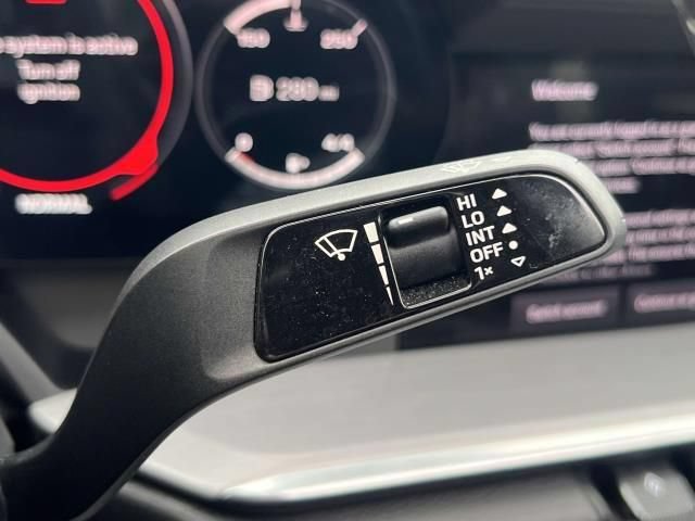 Used 2022 Porsche 911 Carrera RWD image 24