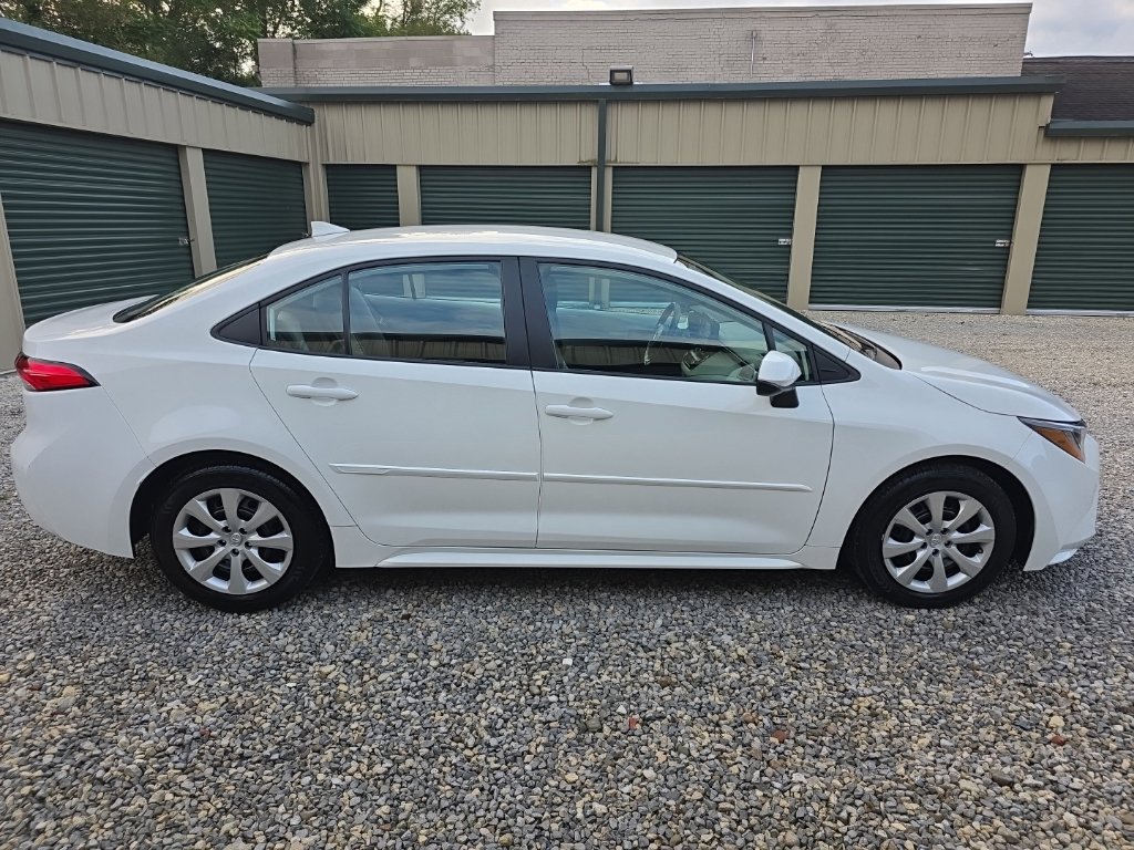 Certified 2024 Toyota Corolla LE FWD image 6