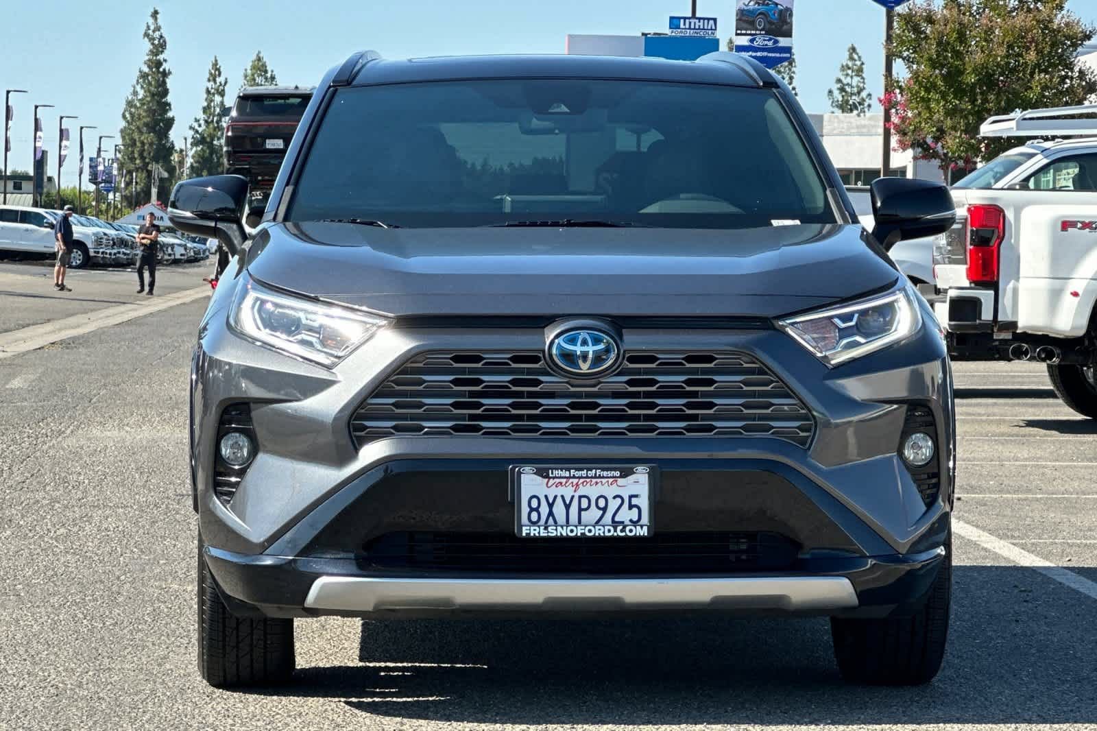 Used 2021 Toyota RAV4 XSE AWD/4WD image 10