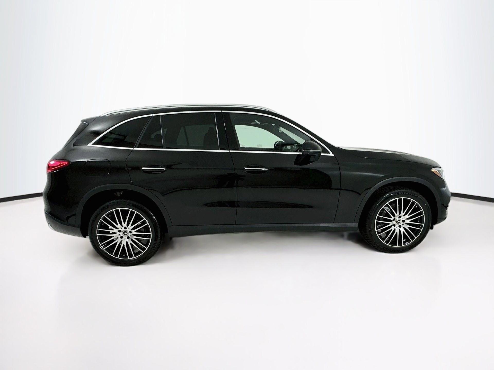 New 2027 Mercedes-Benz GLC 300 image 9