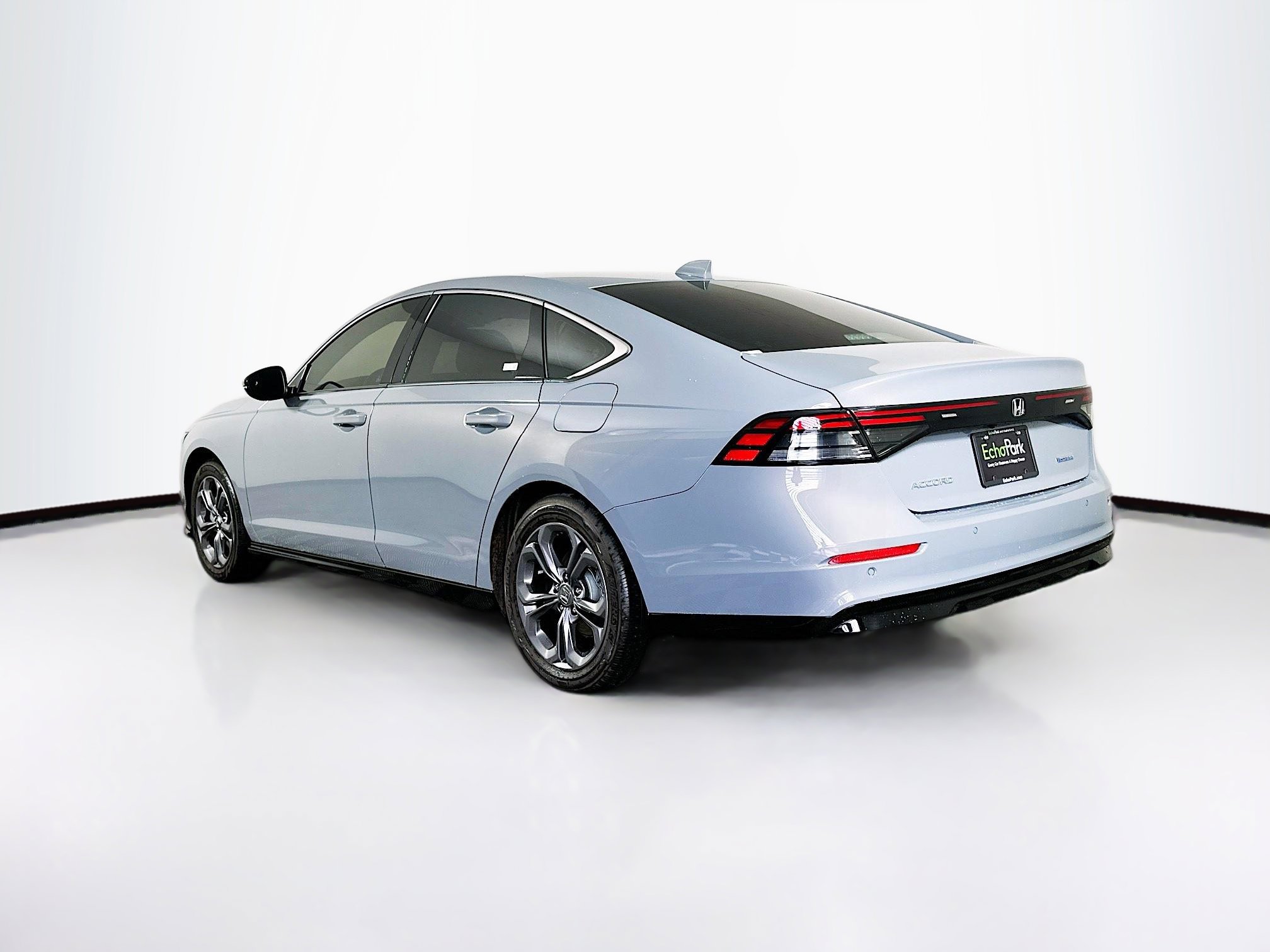 Used 2024 Honda Accord EX-L image 5