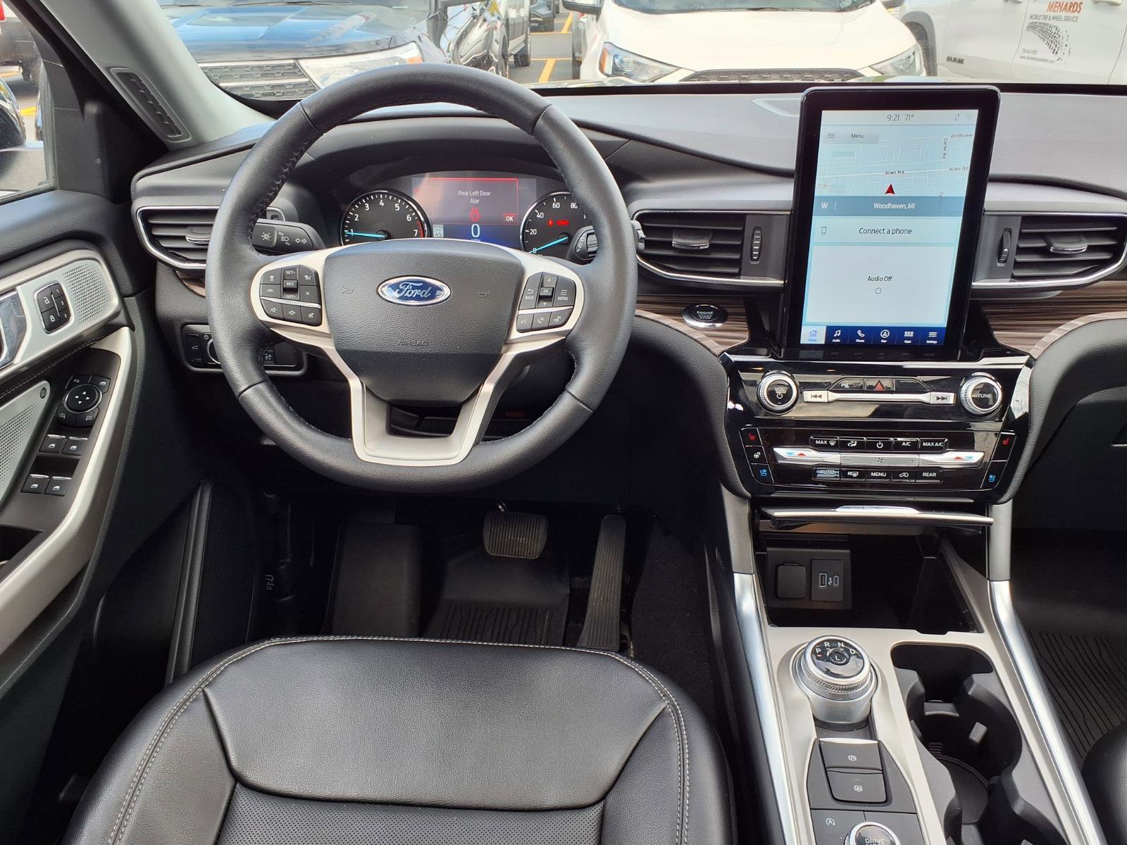Used 2024 Ford Explorer Limited w/ Limited Technology Package AWD/4WD image 6