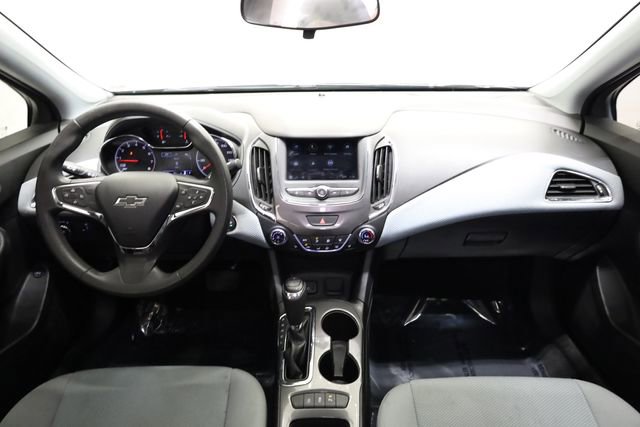 Used 2019 Chevrolet Cruze LT w/ Convenience Package image 14
