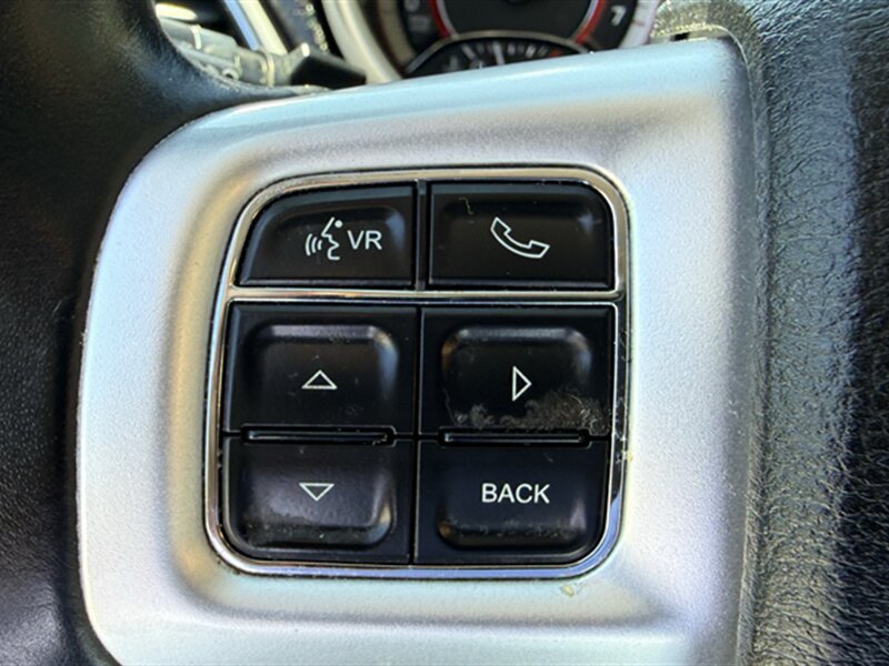 Used 2016 Dodge Journey SXT w/ Premium Group FWD image 15