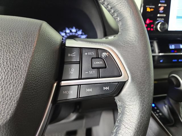 Used 2022 Toyota Sienna XLE w/ XLE Plus Package AWD/4WD image 25