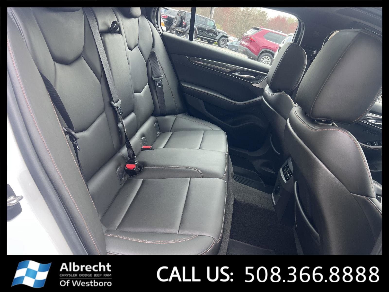 Used 2022 Cadillac CT5 V w/ LPO, ONYX Package image 18