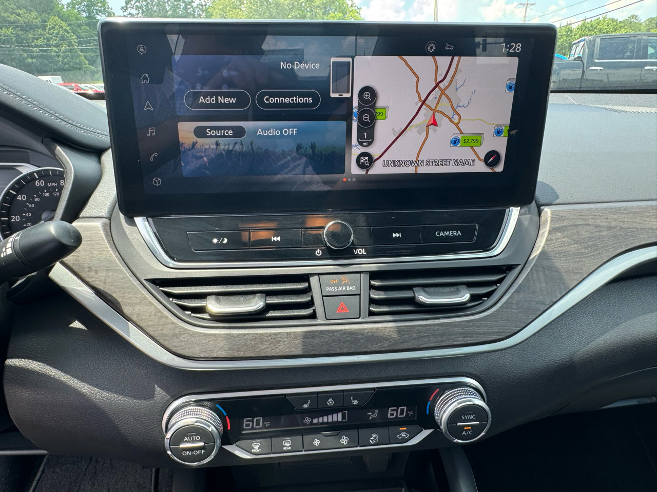 Used 2024 Nissan Altima 2.5 SL image 24