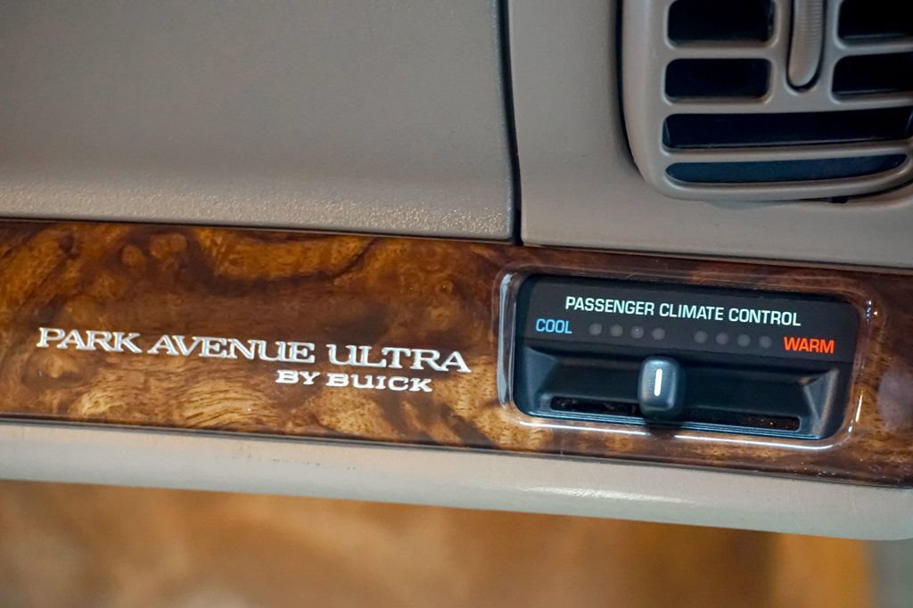 Used 2004 Buick Park Avenue Ultra w/ Ultra Luxury Package FWD image 72