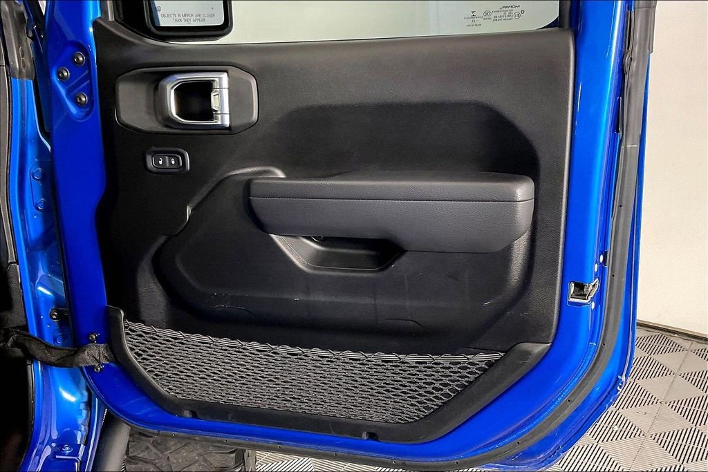 Used 2022 Jeep Gladiator Mojave w/ Trailer Tow Package image 25