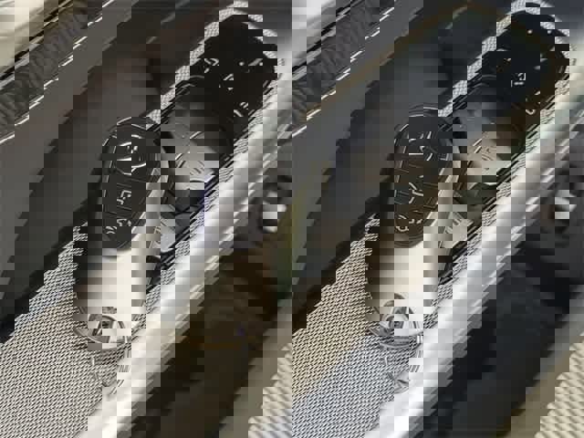 Certified 2026 Mercedes-Benz GLC 300 4MATIC image 36