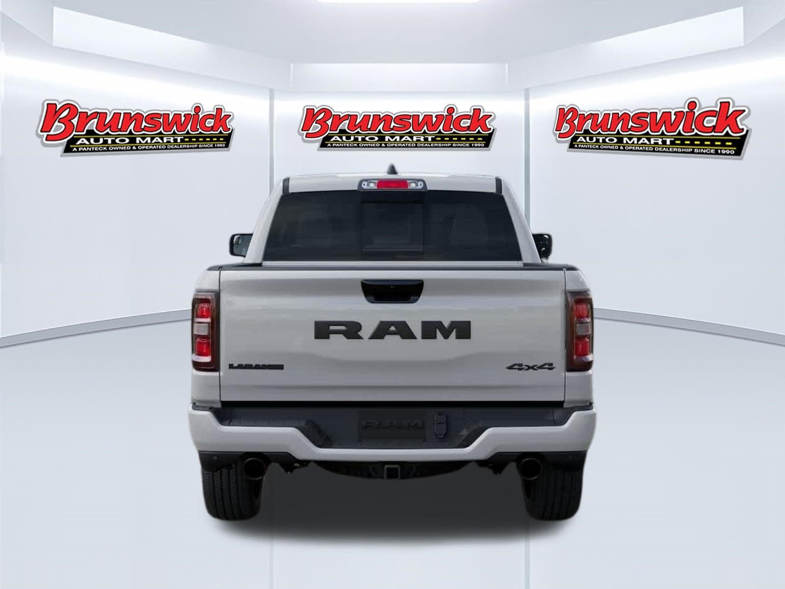 New 2026 RAM 1500 Laramie w/ Night Edition AWD/4WD image 7