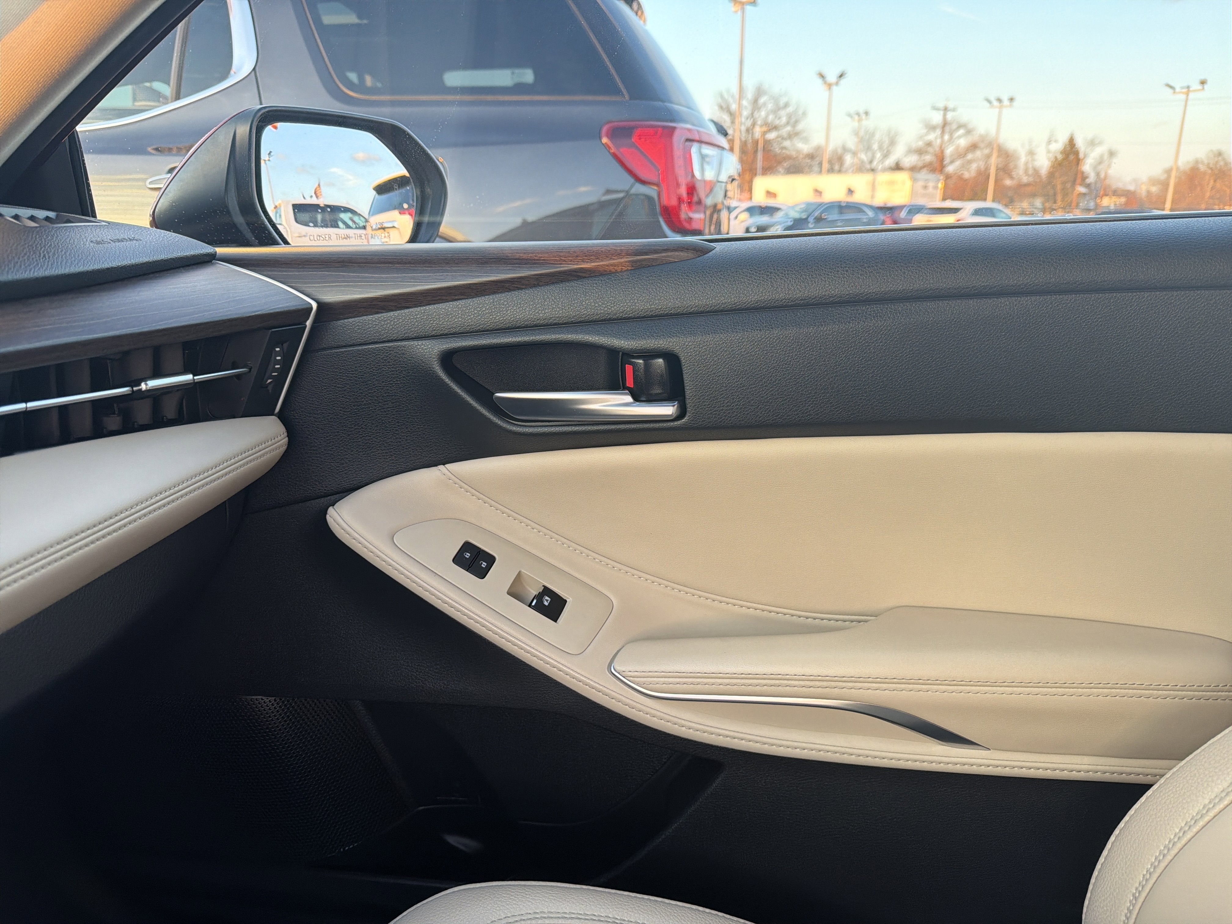 Used 2020 Toyota Avalon XLE image 21