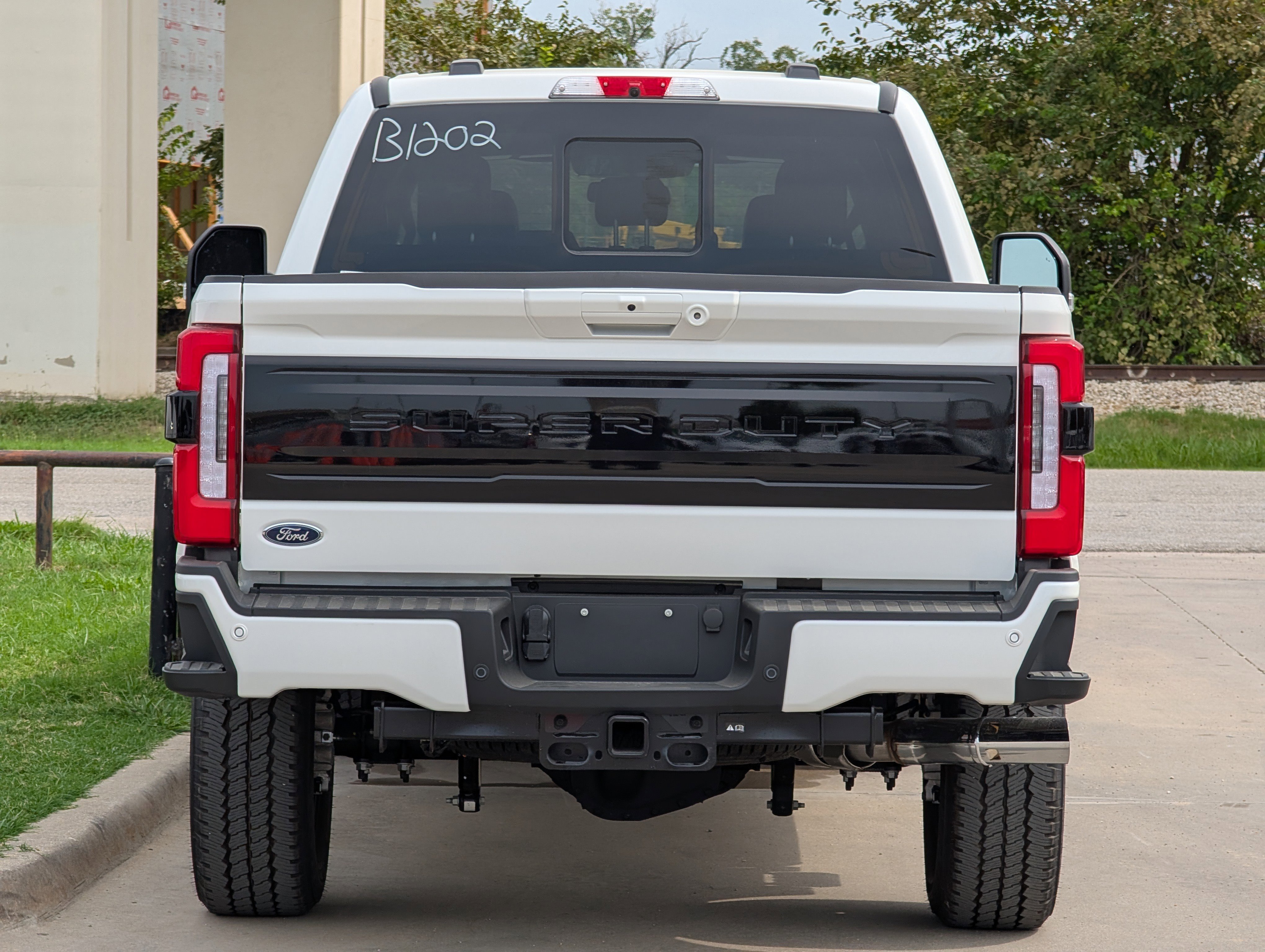 New 2026 Ford F250 Platinum image 6