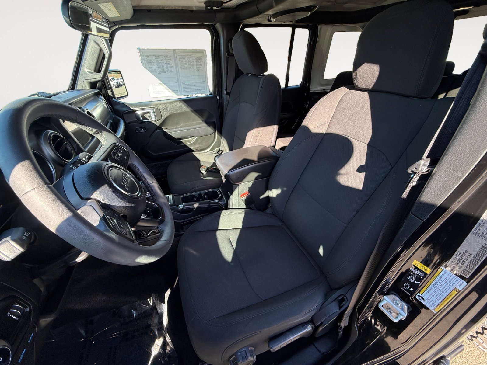 Used 2023 Jeep Wrangler Unlimited image 10