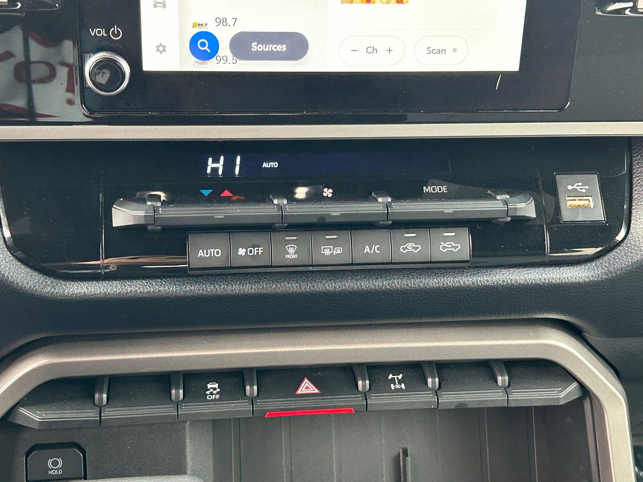 Used 2025 Toyota Tundra SR5 w/ TRD Off-Road Package image 21