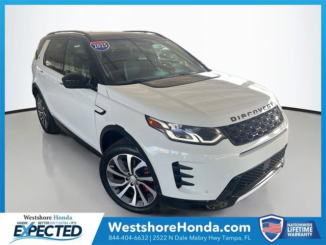 Used 2025 Land Rover Discovery Sport Dynamic SE image 1
