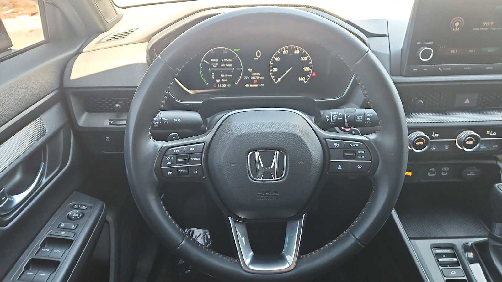 Used 2023 Honda CR-V Sport image 11