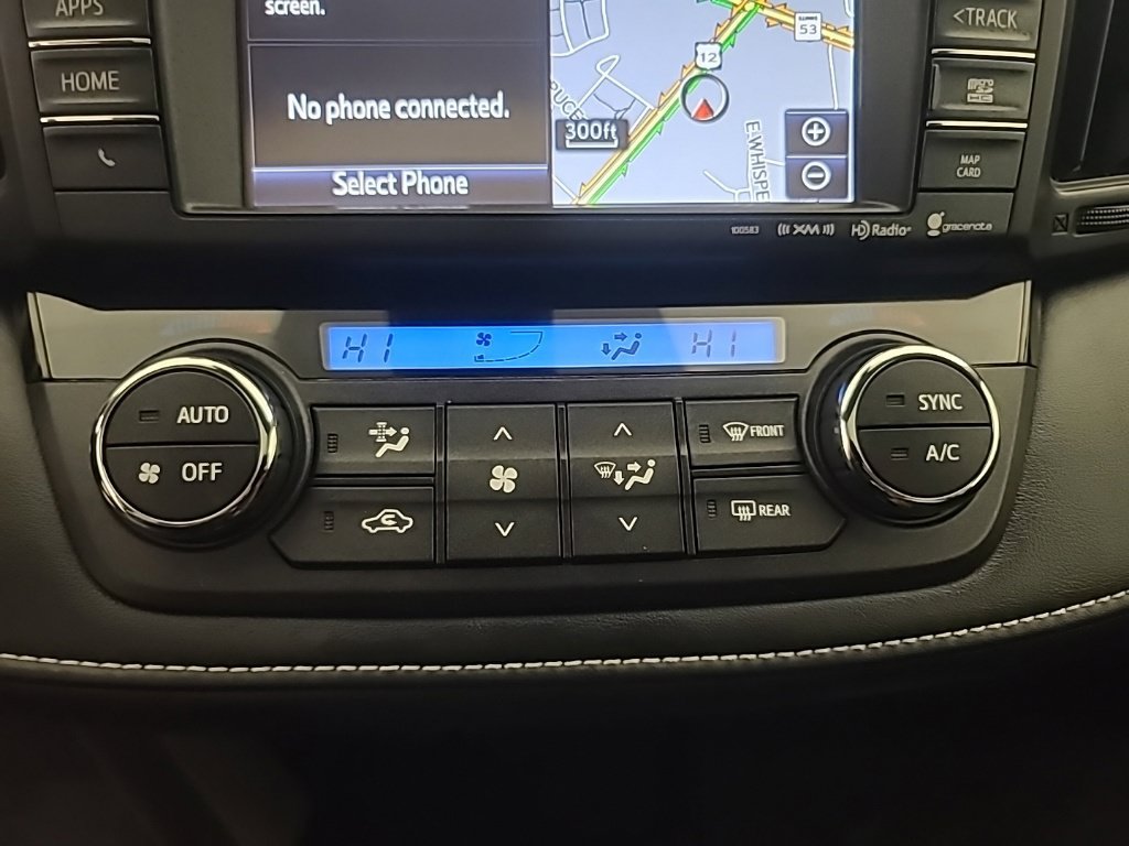 Used 2018 Toyota RAV4 XLE AWD/4WD image 34