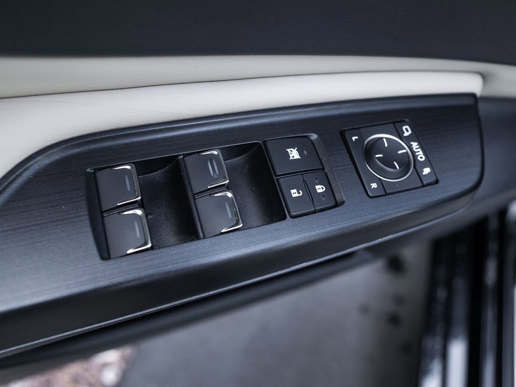 Used 2021 Lexus ES 350 w/ Accessory Package FWD image 21