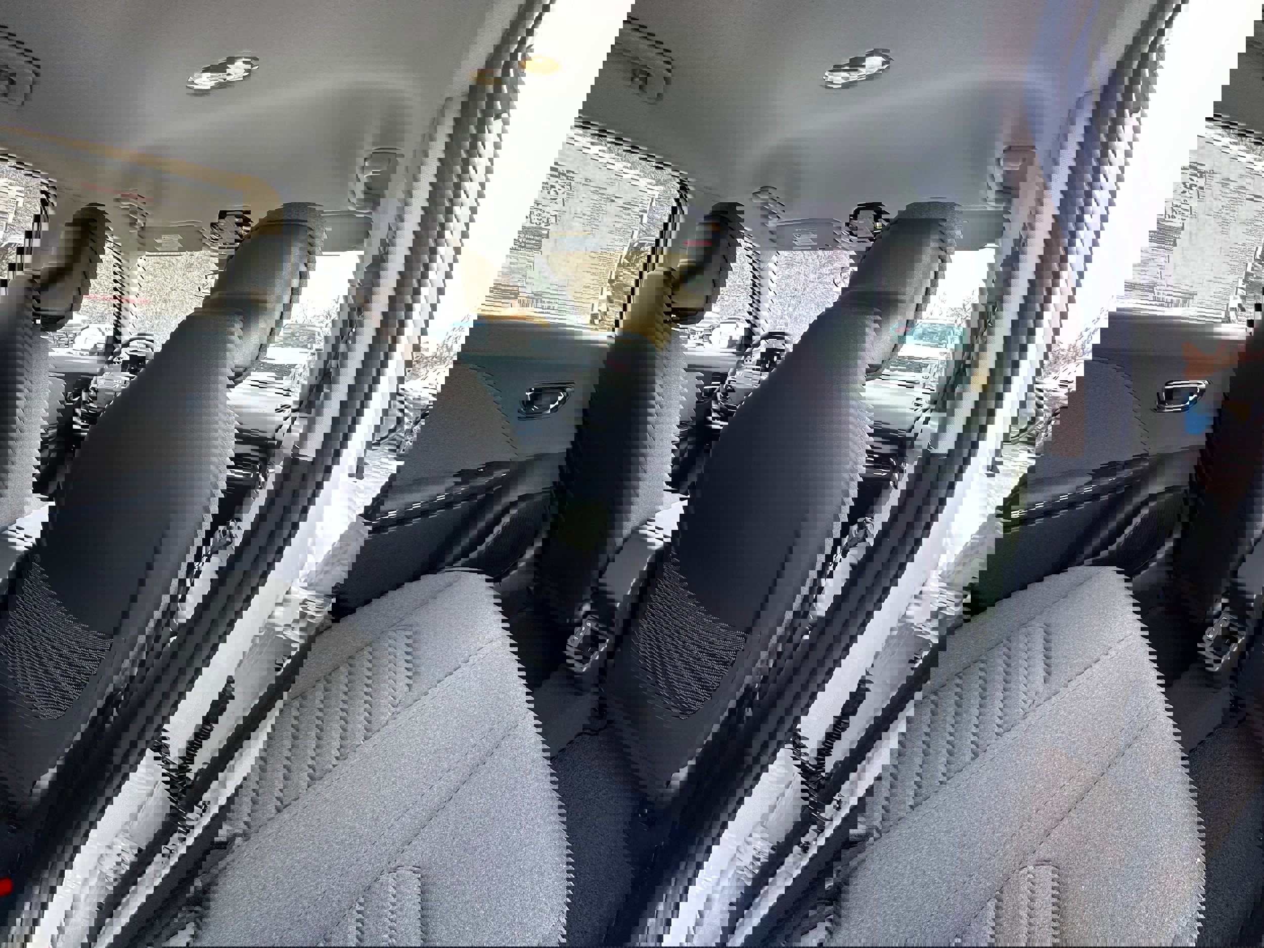 New 2025 Kia K4 EX image 15