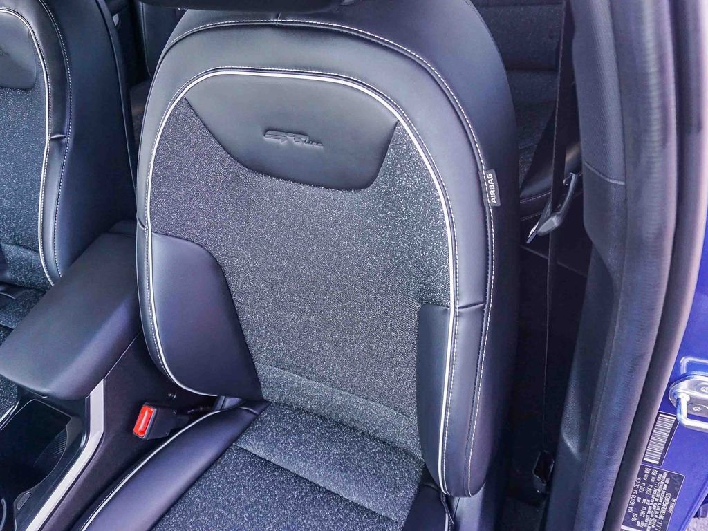 Certified 2025 Kia K4 GT-Line image 21