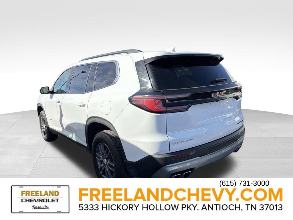 Used 2025 GMC Acadia Elevation image 4