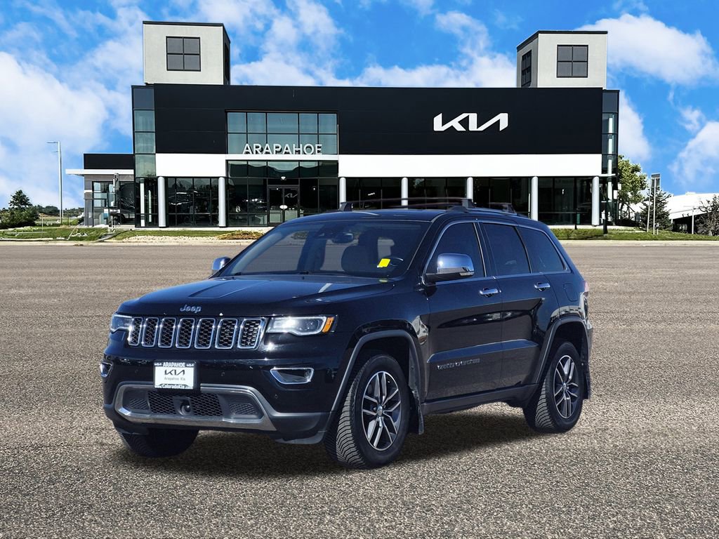 Used 2017 Jeep Grand Cherokee Limited w/ Luxury Group II image 4