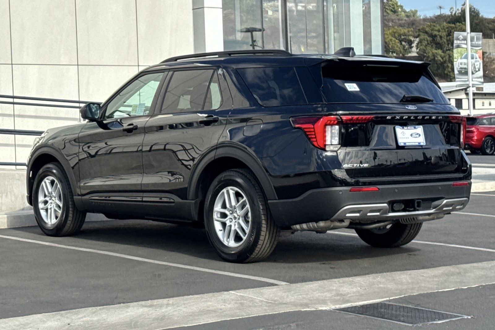 New 2026 Ford Explorer Active w/ Active Comfort Package image 5