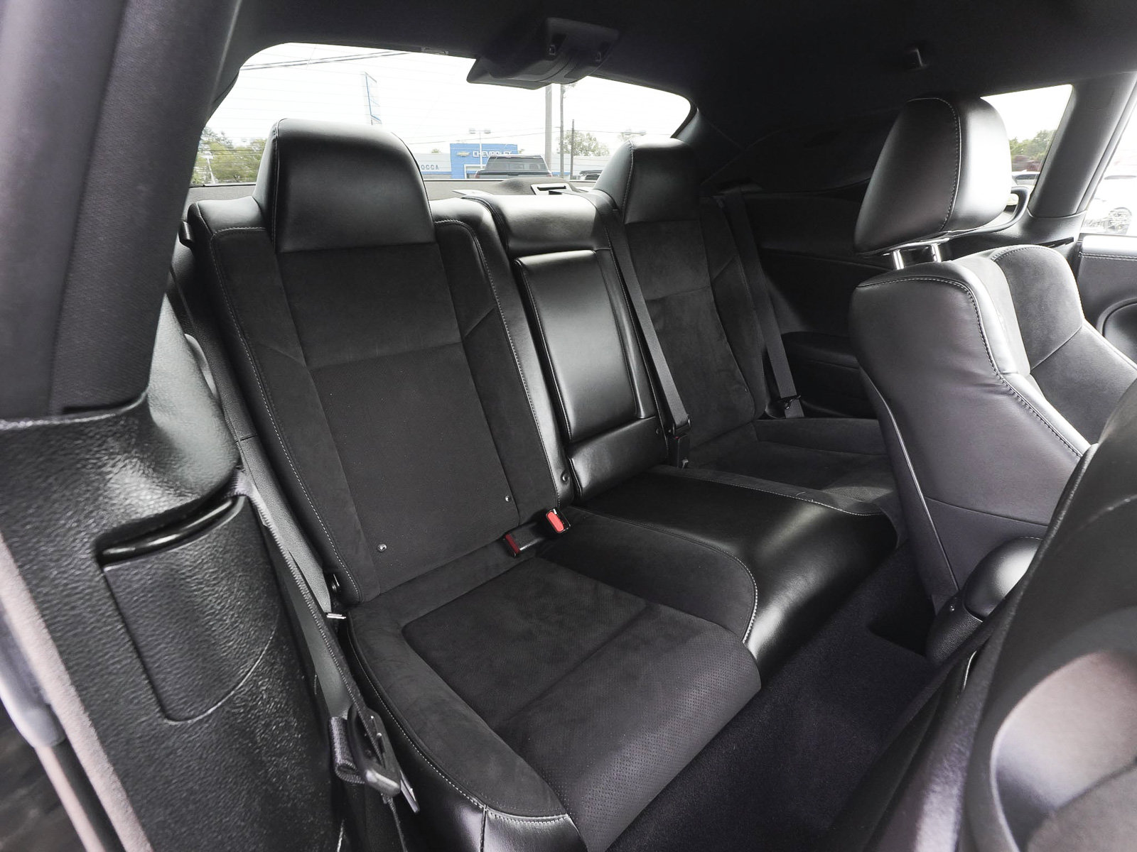 Used 2023 Dodge Challenger R/T Scat Pack RWD image 31