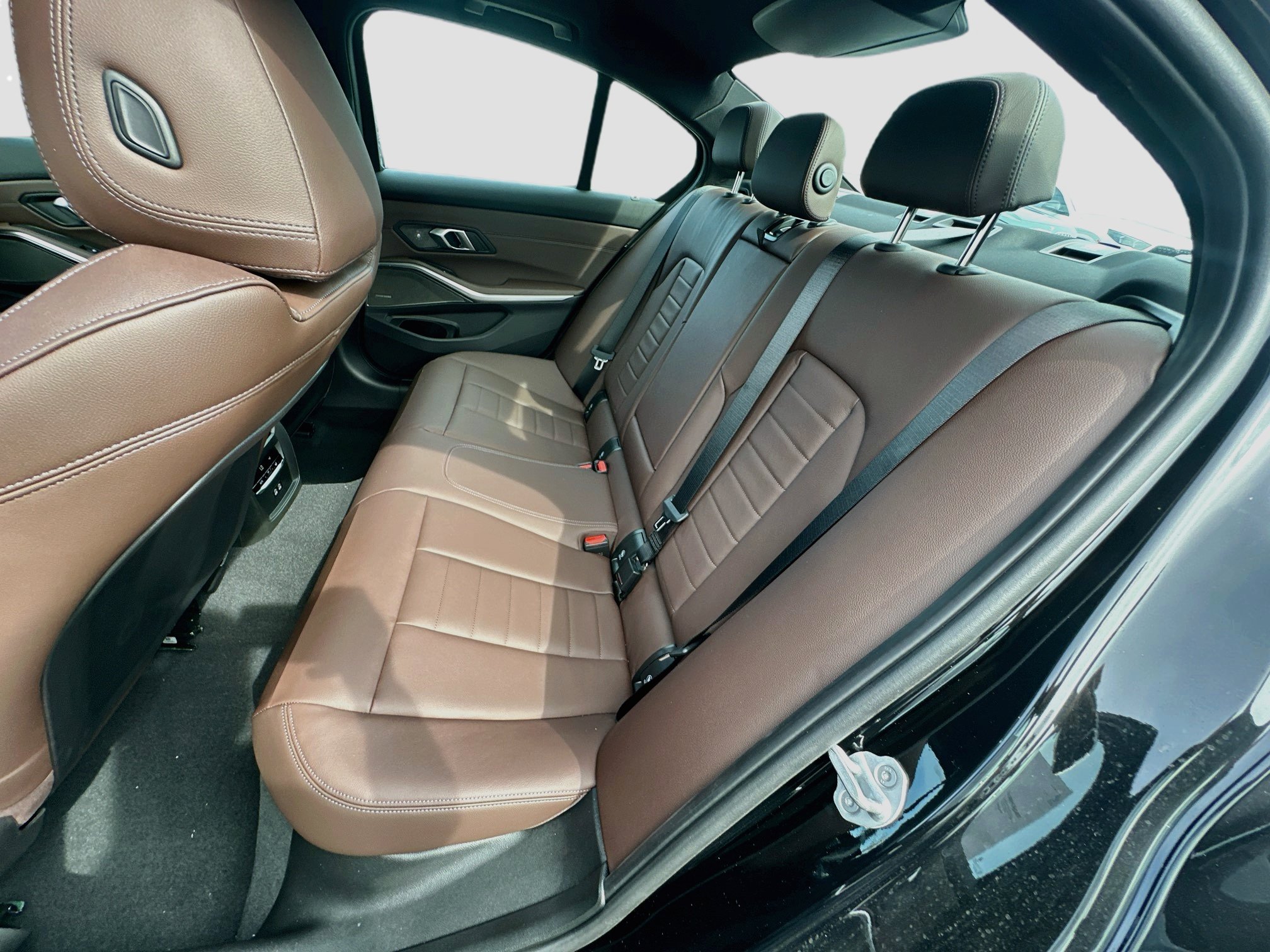 New 2026 BMW 330i Sedan w/ M Sport Package RWD image 17