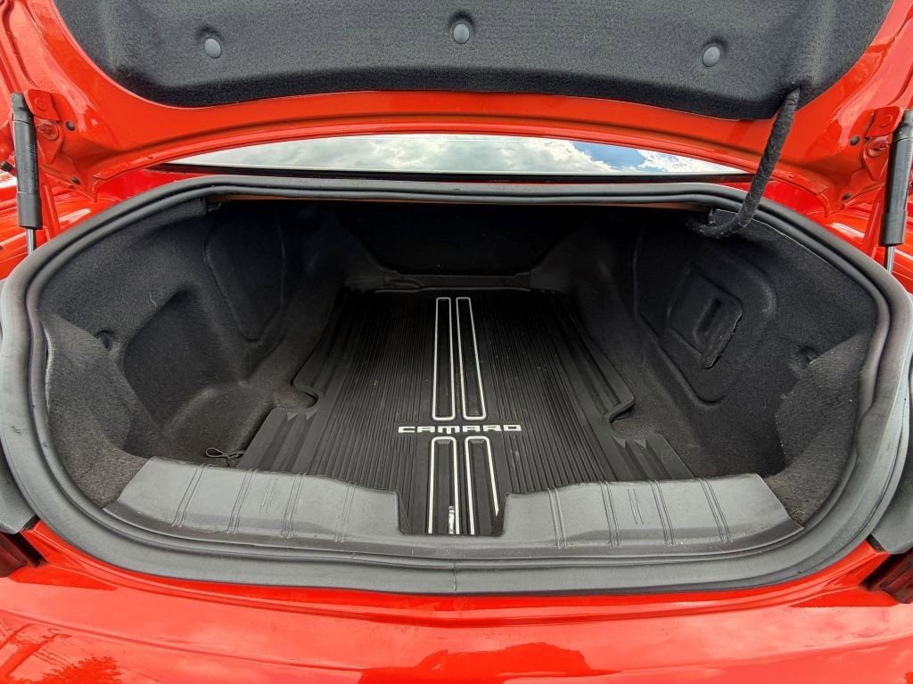 Used 2018 Chevrolet Camaro SS w/ Hot Wheels Edition RWD image 5
