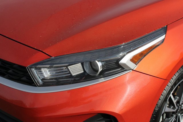 Used 2023 Kia Forte LXS w/ LXS Technology Package image 11