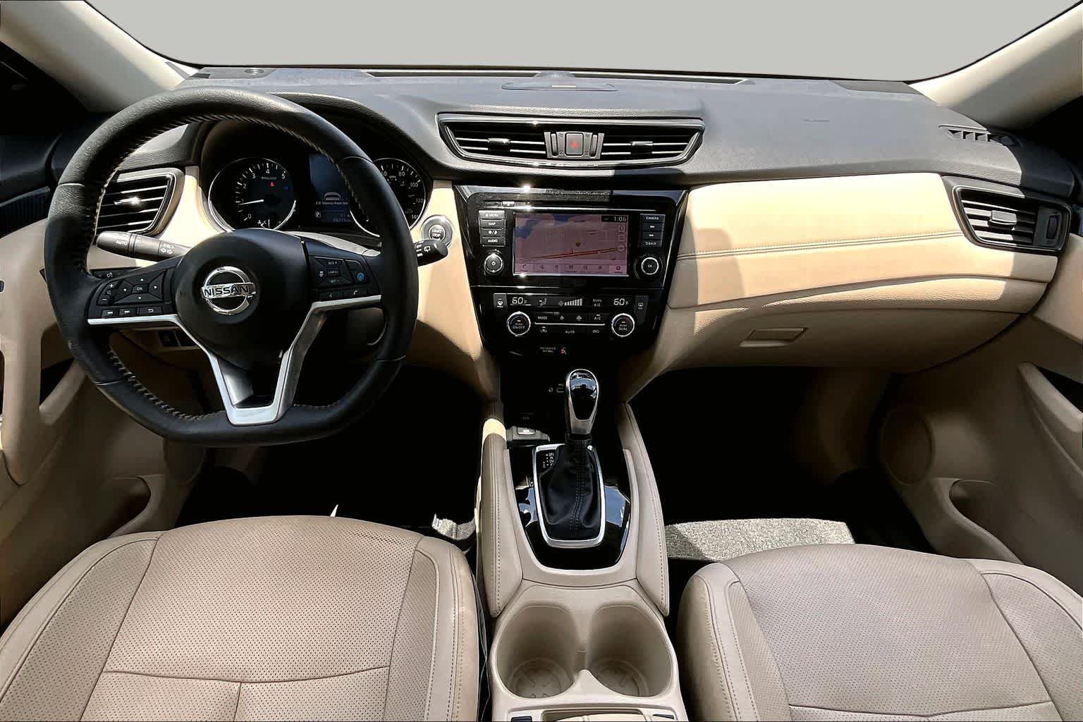 Used 2020 Nissan Rogue SL w/ Premium Package FWD image 16