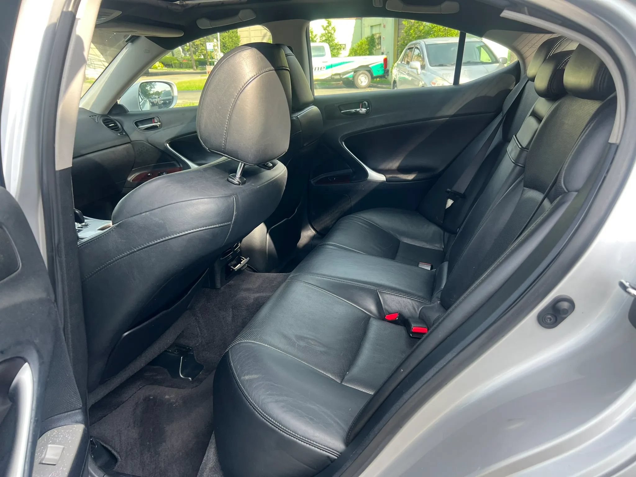 Used 2006 Lexus IS 250 AWD w/ Preferred Accessory Pkg image 27