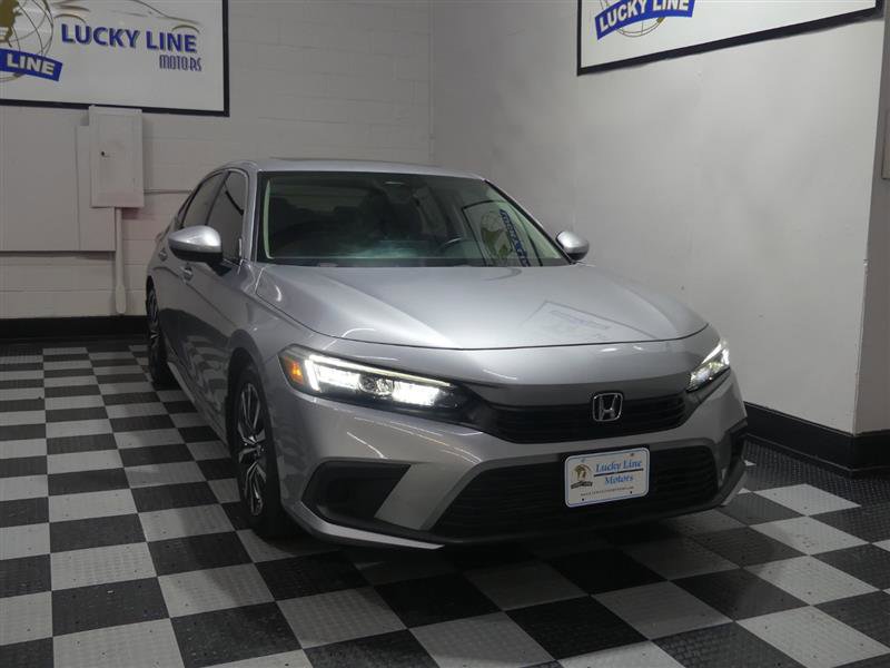 Used 2023 Honda Civic EX image 5