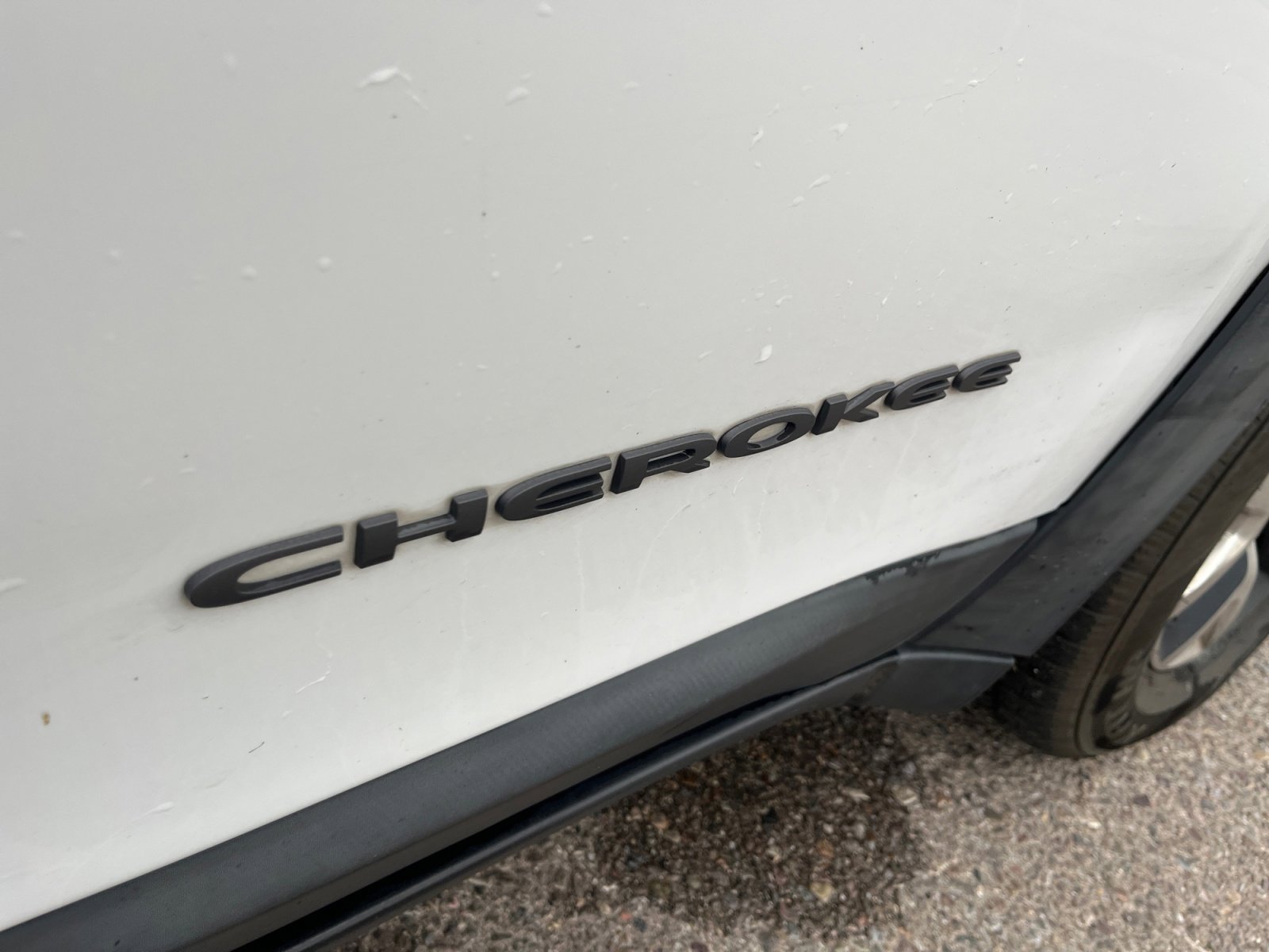 Used 2016 Jeep Cherokee Trailhawk w/ Comfort/Convenience Group image 22