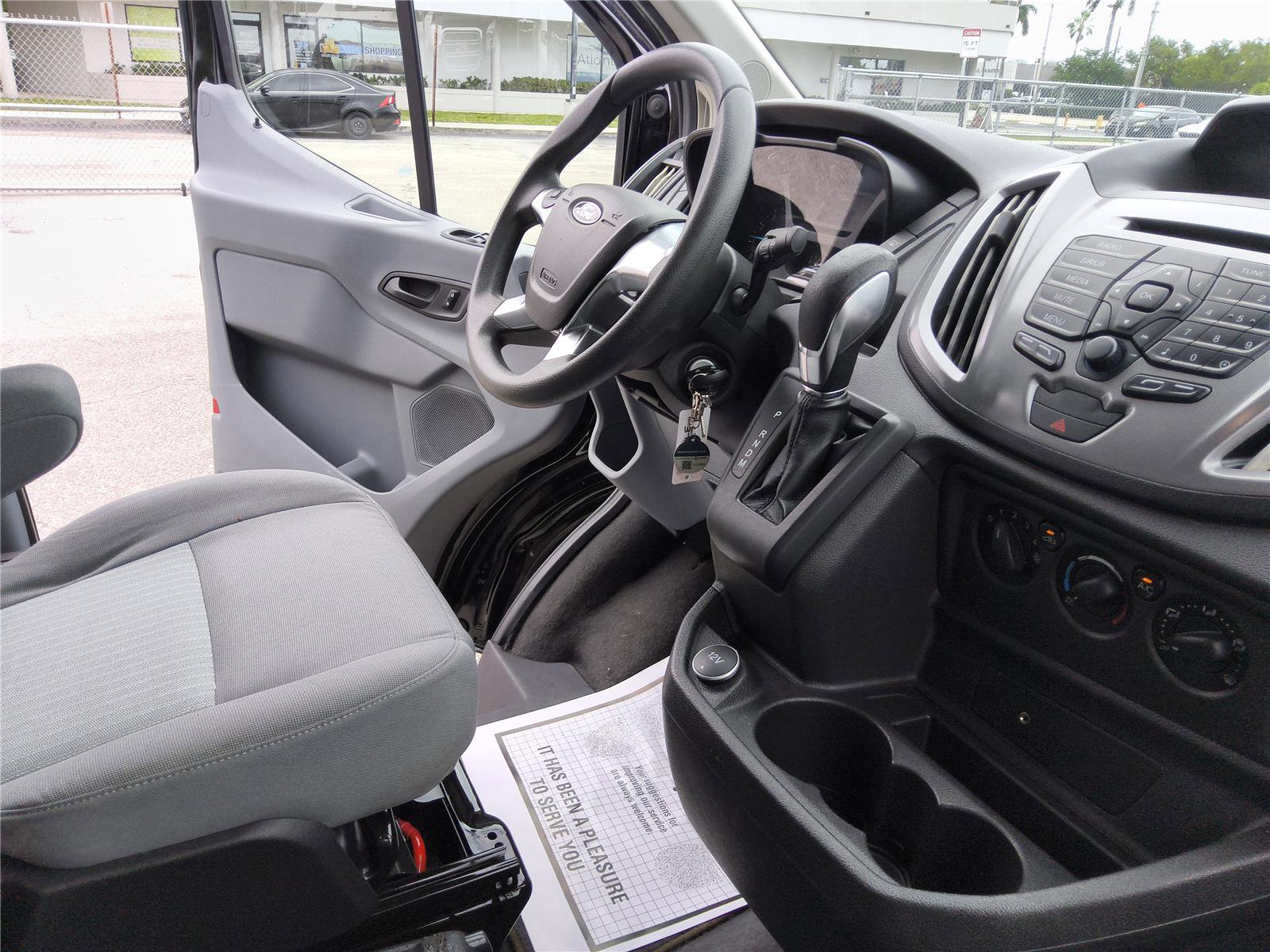 Used 2018 Ford Transit 350 XLT RWD image 23