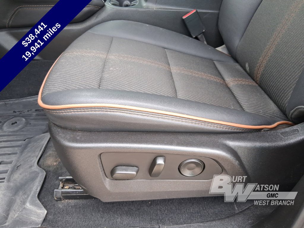 Used 2024 GMC Canyon AT4 w/ Canyon Safety Plus Package AWD/4WD image 27