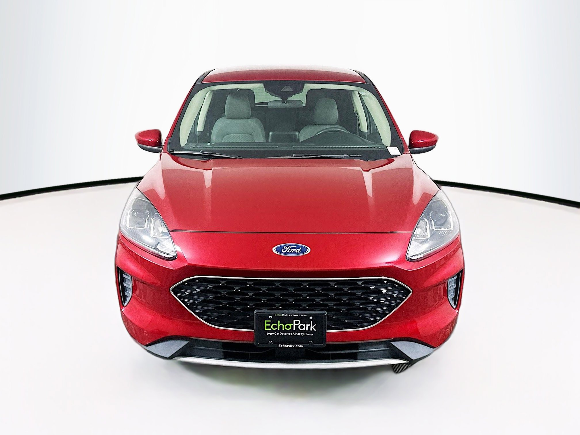 Used 2020 Ford Escape SE image 2