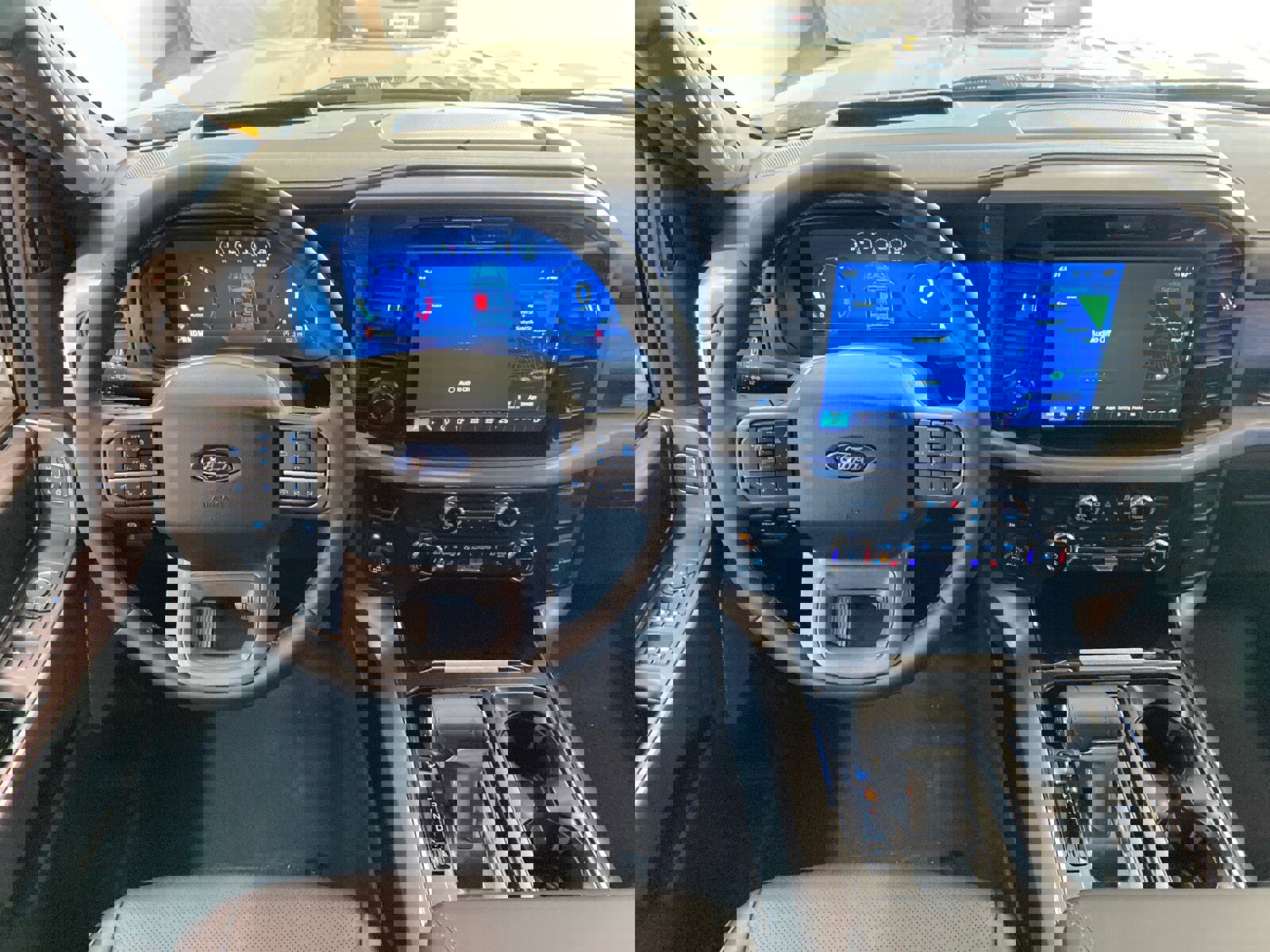 New 2025 Ford F150 Lariat w/ Equipment Group 502A High image 12